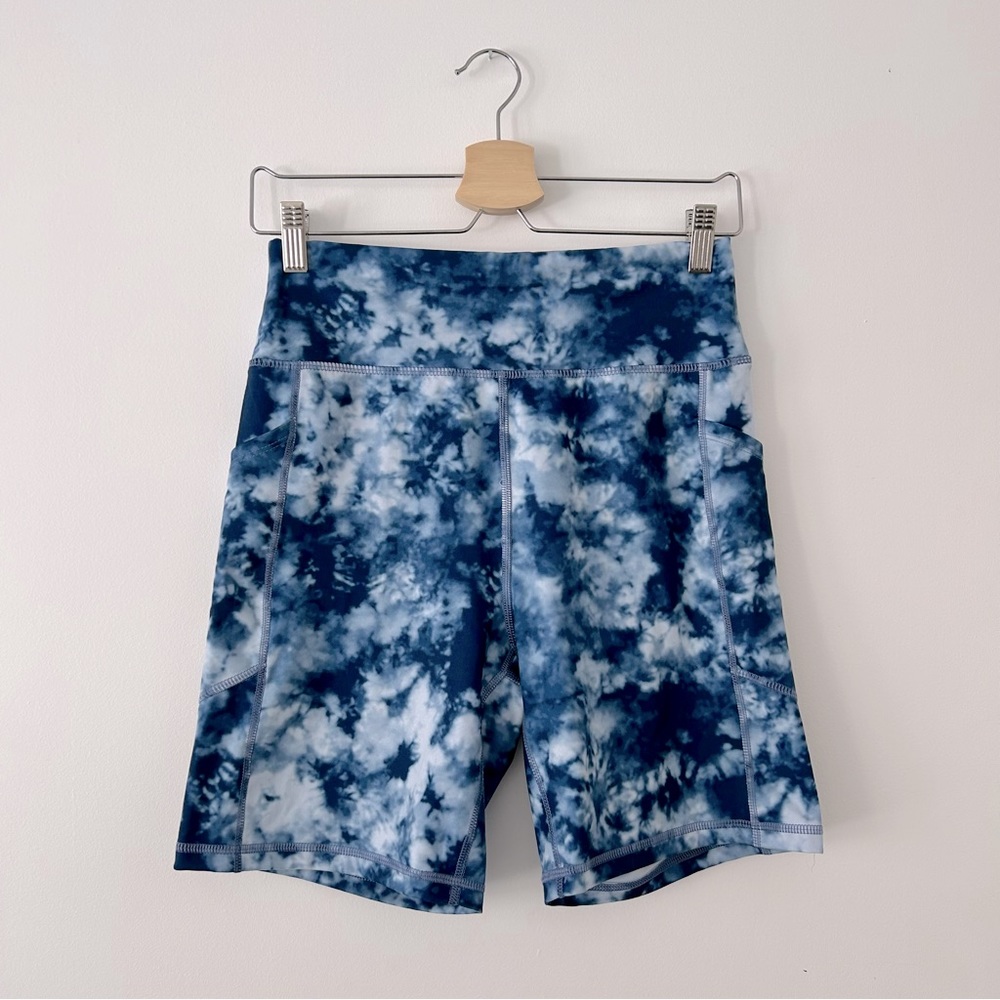 American Eagle Everything Pocket Super High-Waisted 6” Bike Short Size M